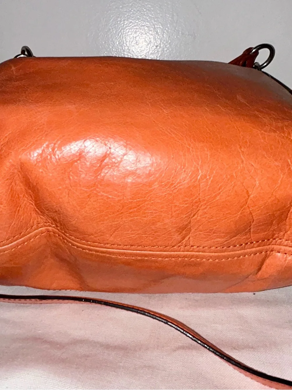 Coach Poppy Tangerine Waxed Leather Distressed Swing Messenger Hobo Purse - Picture 8 of 12
